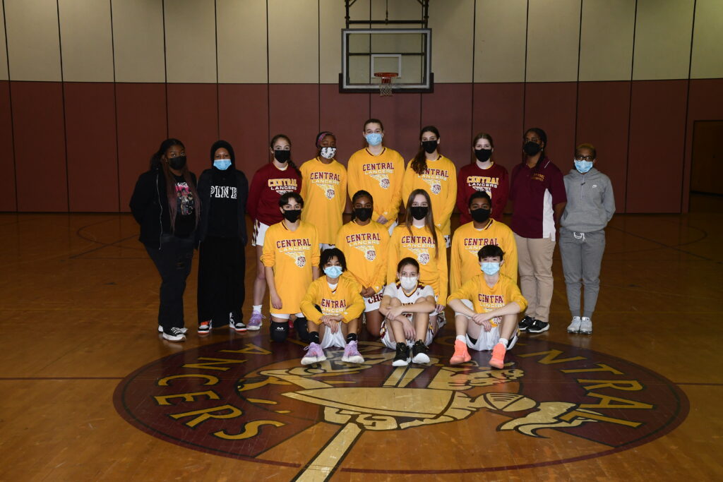 Girls Varsity Basketball Team Photo
